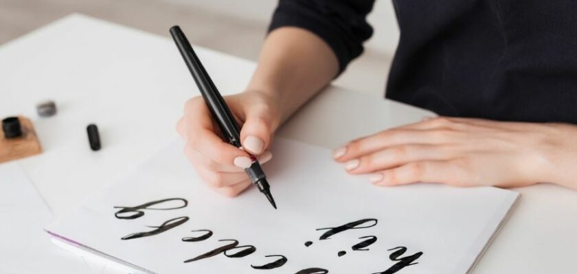 چگونه انگلیسی خوش خط بنویسیم